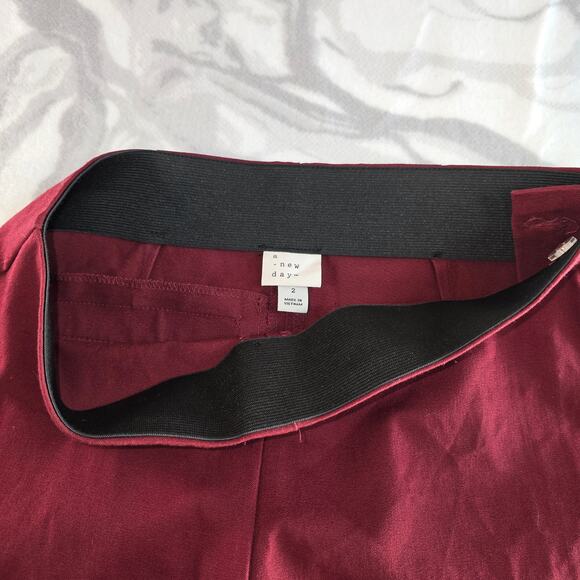 A New Day/Target Pants Maroon Women's Elastic Waist Size 2 - Picture 6 of 9